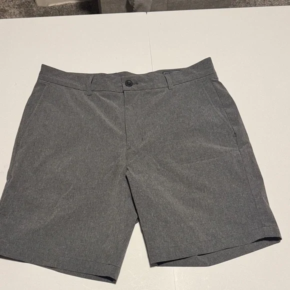 Vineyard Vines Charcoal Flat Front Shorts - Picture 2 of 6